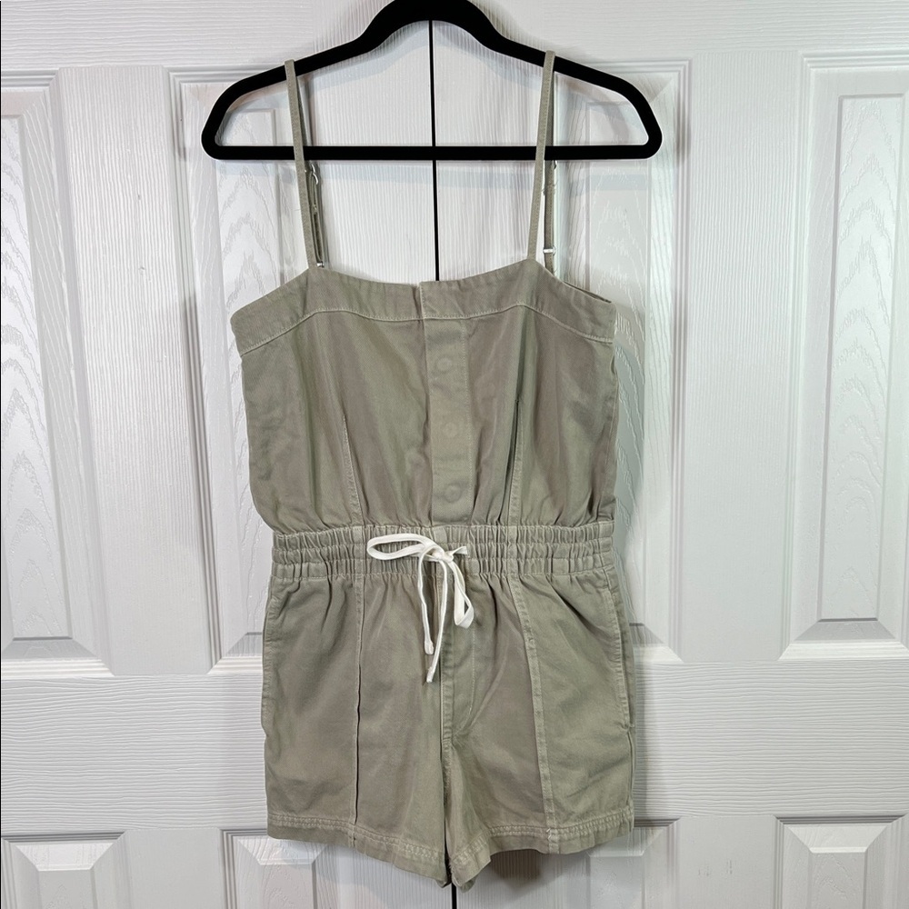 Universal Thread - Women’s Ruffle Trim Button Front Romper Various Sizes - Picture 2 of 12